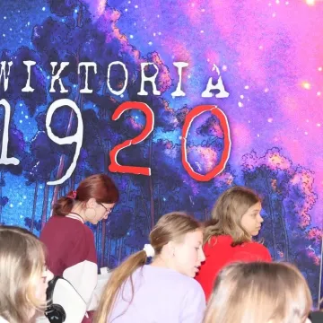 Innowacyjna lekcja historii w szkole w Strzałkowie