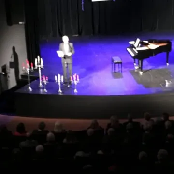 Koncert tenora Arnolda Rutkowskiego w MDK