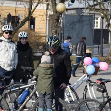 Rowerowo.pl powitało wiosnę na rowerach