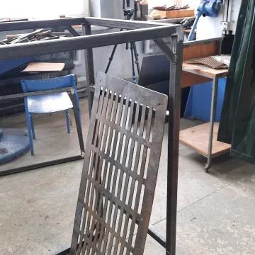 RaDOMsko Różewicza. Warsztaty spawania artystycznego