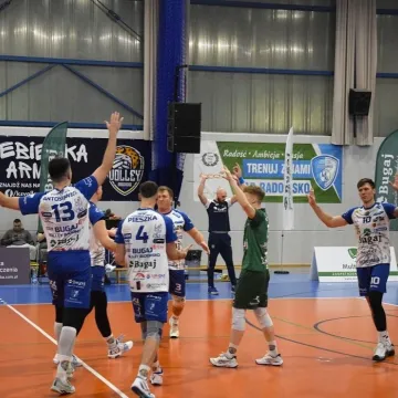 Czwarty tie-break z rzędu. Bugaj Volley Radomsko ulega Chełmcowi