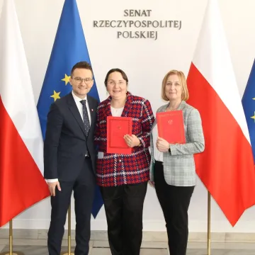 Samorządowcy z Ładzic poznali kulisy pracy w Sejmie