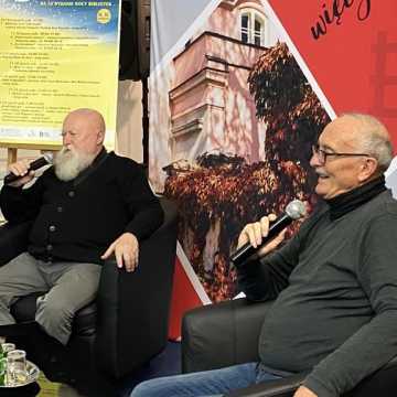 Jerzy Bralczyk i Michał Ogórek gościli w MBP w Radomsku