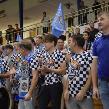 Wygrana i awans na pierwsze miejsce w tabeli METPRIM Volley Radomsko