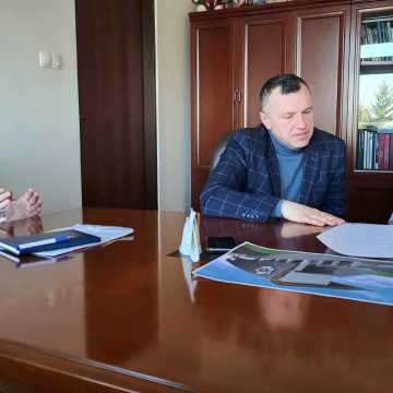 Prezydent prowadzi konsultacje dotyczące rozwoju bazy sportowej w Radomsku