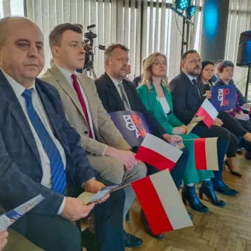 „Przyszłość to Polska”: spotkanie PiS w Radomsku