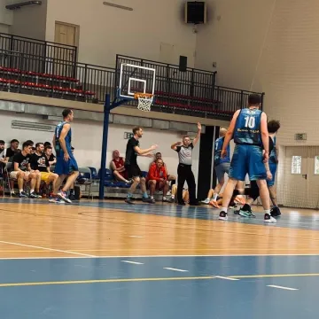 „Gang Galerii” najlepszy w BASKET CUP 2025