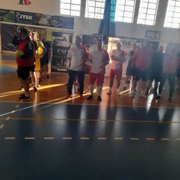 Puchar Niezdobywców Pucharów. Charytatywnie dla Filipka