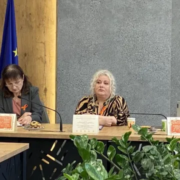 W Radomsku dyskutowano o przemocy wobec dzieci