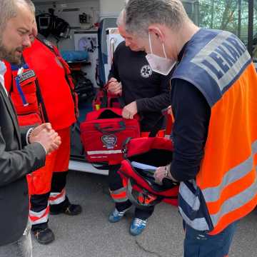 Radomsko: ratownicy medyczni otrzymali od WOŚP przenośne aparaty USG