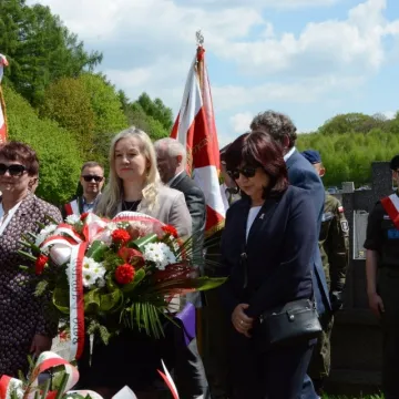 W Bąkowej Górze upamiętniono zamordowanych żołnierzy KWP