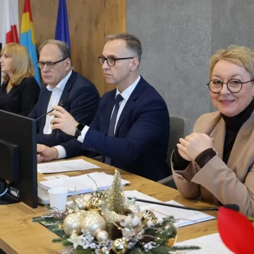 Budżet Radomska na 2026 rok przyjęty. 19 radnych „za”