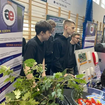 Tłumy na targach edukacyjnych w Radomsku