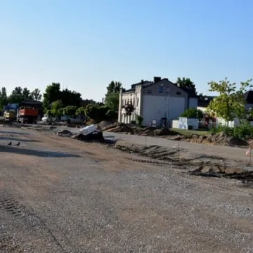 Prace przy budowie ronda na ul. Brzeźnickiej