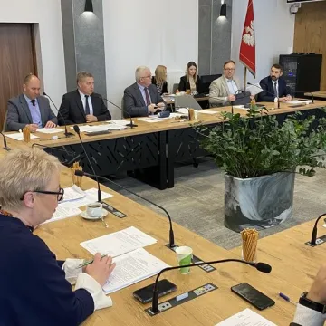 Rozpoczęła się sesja Rady Miejskiej w Radomsku