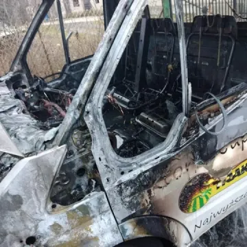 Pożar samochodu w Kobielach Wielkich