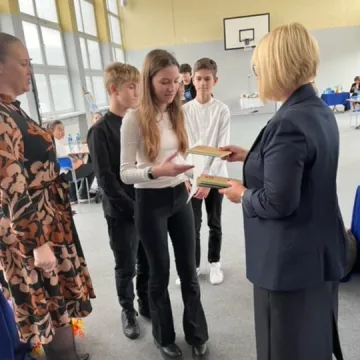 „Zabawy językiem polskim”. Konkurs PSP nr 3