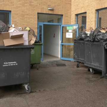 Niebezpieczne odpady zniknęły spod szpitala w Radomsku