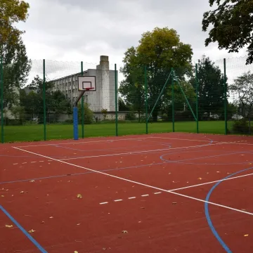 Piotrków Tryb.: boiska przy „jedenastce” prawie gotowe