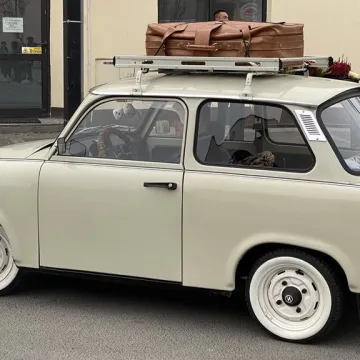 Zabytkowe pojazdy przejechały ulicami Radomska