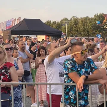 Kleszczowskie dożynki. Na scenie Universe, Wac Toja oraz Cleo