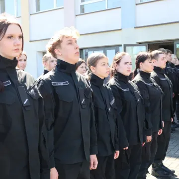 W ZSP nr 1 w Radomsku odsłonięto Dąb Pamięci