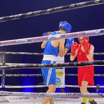 Korner Radomsko Boxing Night 2023. Robert Parzęczewski znokautował rywala
