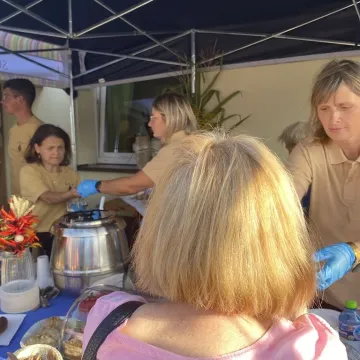 Kietlin świętował przy stole i na zjeżdżalni