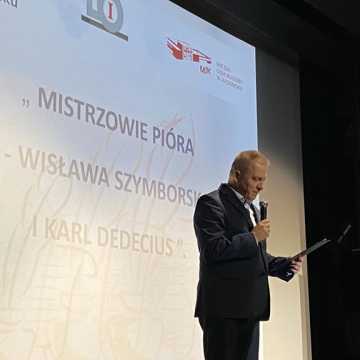 [WIDEO] I LO w Radomsku realizuje projekt o życiu i twórczości Wisławy Szymborskiej oraz Karla Dedeciusa