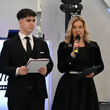 Studniówka maturzystów I LO w Radomsku