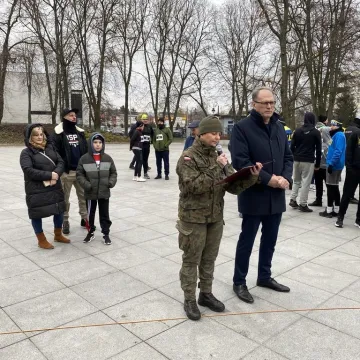 [WIDEO] Radomsko uczciło Żołnierzy Wyklętych biegiem Tropem Wilczym