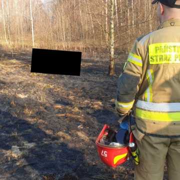 [AKTUALIZACJA] Chełmo: zwłoki mężczyzny odnaleźli strażacy, którzy gasili pożar traw