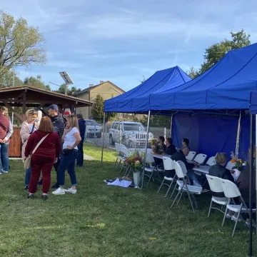 Okrajszów ma swój ekologiczny skwerek. Wielkie otwarcie z piknikiem