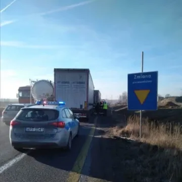 Trzy ciężarówki zderzyły się koło Radomska