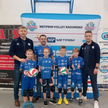 Pierwszy w Radomsku siatkarski turniej minisingielków