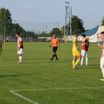 RKS przegrywa na własnym stadionie z Pogonią Grodzisk