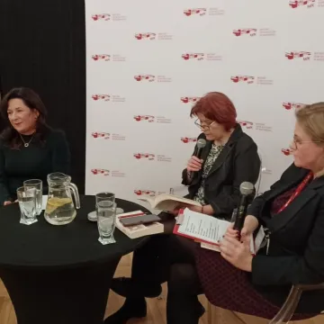 Elżbieta Stępień przedstawiła swoją najnowszą książkę