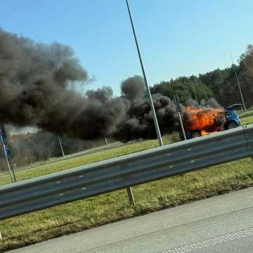 Pożar auta osobowego na MOP Słostowice