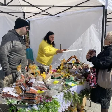 Święta coraz bliżej. Widać to na Jarmarku w Radomsku