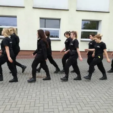 Klasy mundurowe rozpoczynają cykl szkoleń specjalizacyjnych 