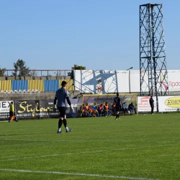 W IV lidze RKS Radomsko wygrywa ze Stalą Głowno