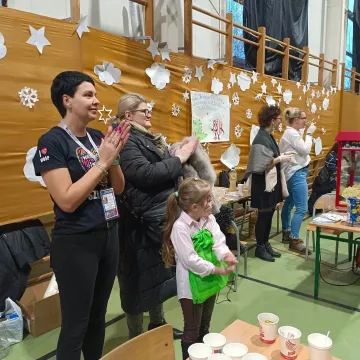 WOŚP 2023: W Gomunicach kwestuje m.in. wąż oraz legwan Stefan