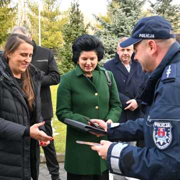 Wsparcie 60 000 zł od powiatu dla radomszczańskiej policji