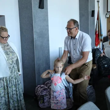 „Energetyczne Tornistry” trafiły do pierwszoklasistów z Radomska