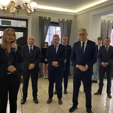 W Radomsku znów zasiedli do wspólnej Wigilii. 150 osób przy jednym stole