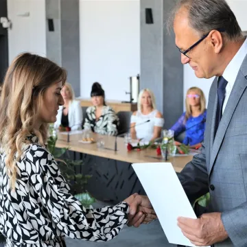 W szkołach w Radomsku będzie 25 nowych nauczycieli mianowanych