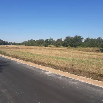 Ulica Parkowa: asfalt zamiast tłucznia