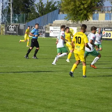 RKS Radomsko – Sokół Aleksandrów. Goście wywożą trzy punkty