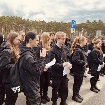 Manewry klas mundurowych ZSP 1 w Radomsku