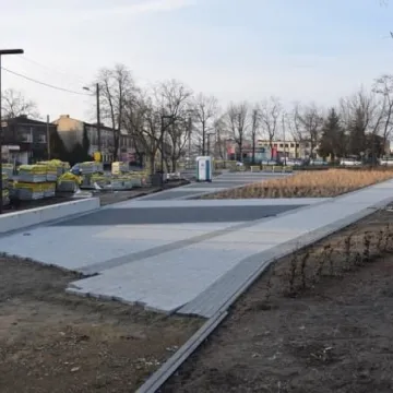 Rewitalizacja parku przy ul. Sierakowskiego na ukończeniu